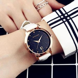montre prada femme