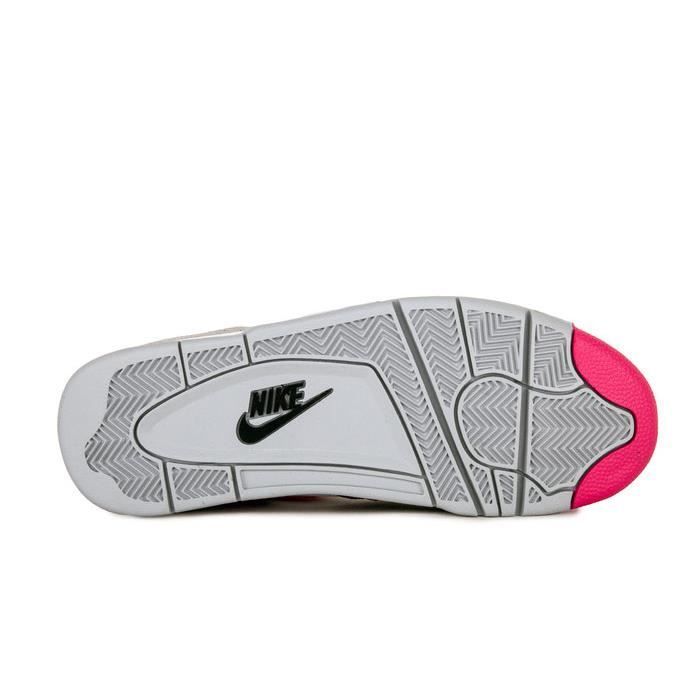 Flight 13 mid store