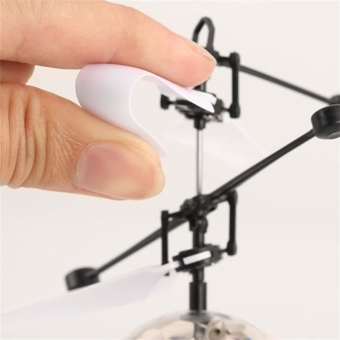 Flashing light flying ball online