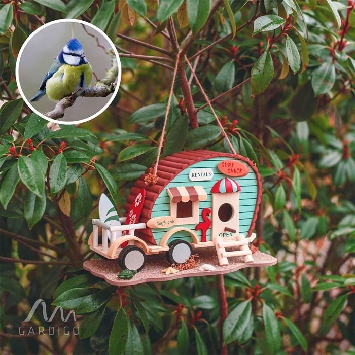 Cabane à oiseaux en forme de caravane vintage