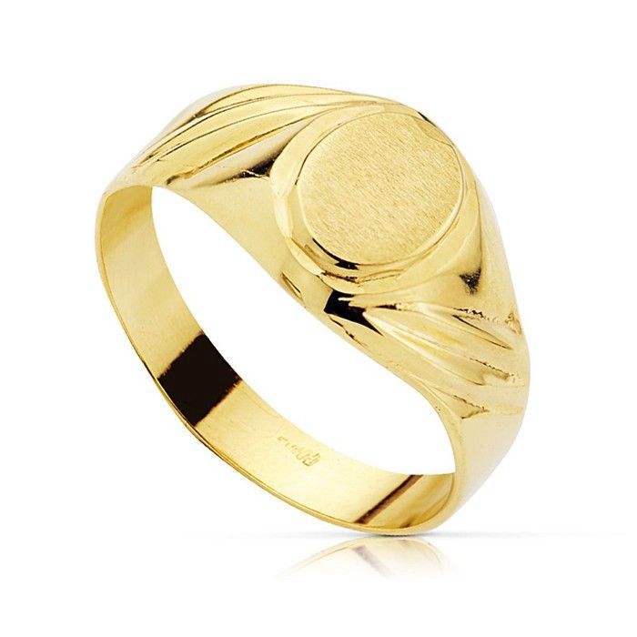 Chevaliere en or 18 carats enfant ovale creux 7x6mm.