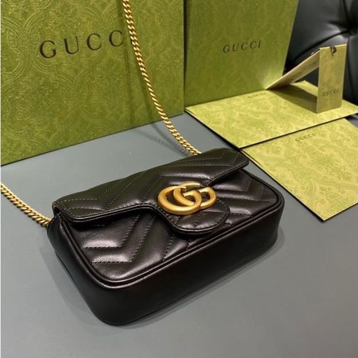 Sac A Bandouliere En Cuir Matelasse GG Marmont en Noir – Gucci