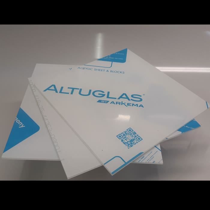 Plaque Plexi Transparent Plexiglas Ou Altuglas Verre Acrylique Dim 30x30cm Ep 8mm Pmma Decoupe Laser Haute Qualite Cdiscount Bricolage