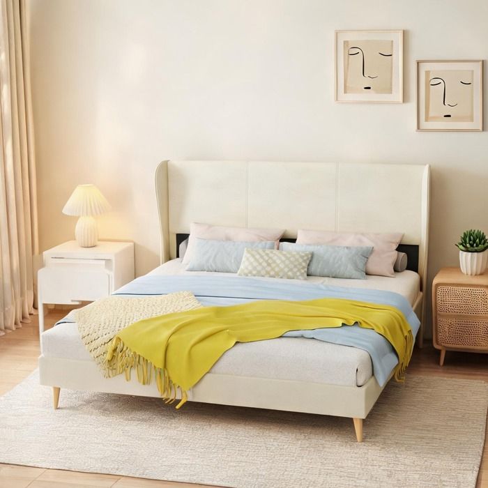 Lit plateforme 160x200 cm avec tête de lit capitonnée beige tissu et métal design minimaliste