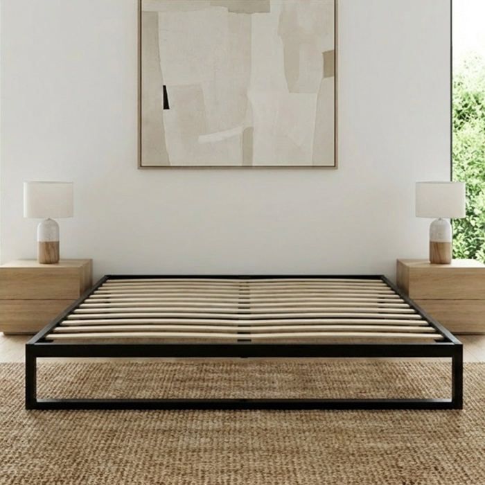Sommier à lattes en métal Pandore 140x190 cm Coloris Noir Livré en kit Sommier à lattes en métal Pandore 140x190 cm Coloris Noir Livré en kit