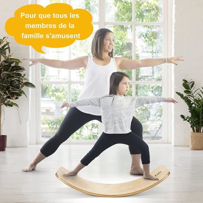 Choisir une planche d'équilibre en bois pour un enfant - exercices