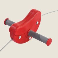 Tyrolienne enfant rouge avec câble en acier de 30m de longueur et poignées anti-dérapantes, modèle Para.