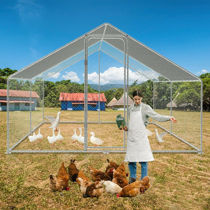 Meilleurs prix pour Eulenke Enclos poulailler anti UV 3x3x2 m avec serrure Toit étanche et résistant au soleil acier galvanisé  9m² POULAILLER