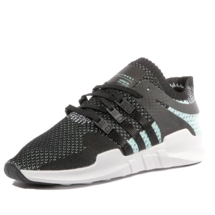 chaussure n