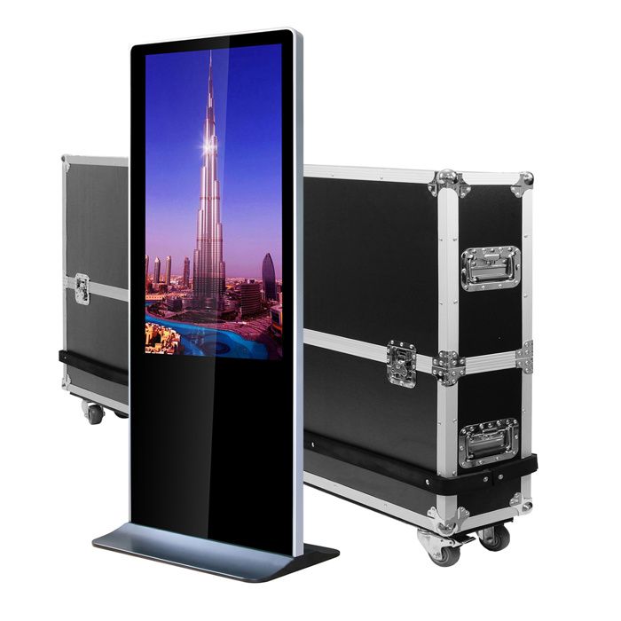 ECRAN A AFFICHAGE DYNAMIQUE - Totem vidéo 55- FULL HD 500 cd-m2 + Flightcase