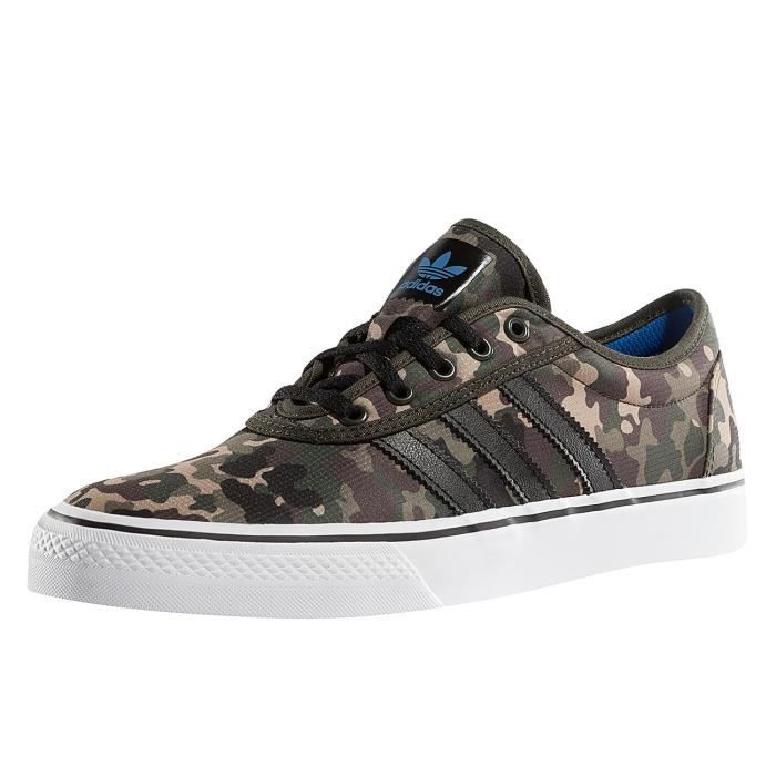 chaussure adidas camouflage