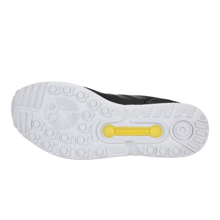 Baskets ADIDAS ORIGINALS ZX Flux Homme Noir Systeme de fermeture a lacets Tige en textile Noir Cdiscount Chaussures