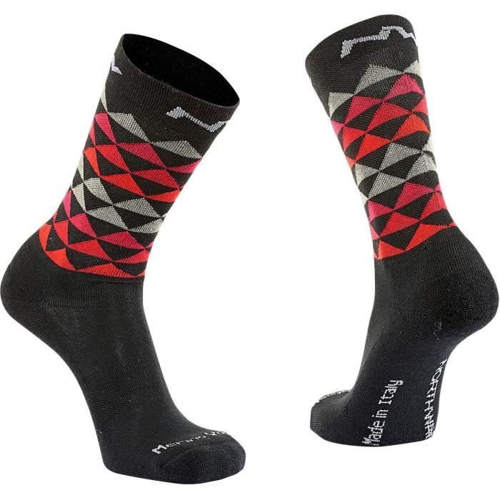 Souke Sports Chaussettes Crew de Cyclisme Lot de 3 Paires Chaussettes de Vélo Respirantes avec Coussin Course à Pied pour Hommes et Femmes Taille Unique, Taille unique