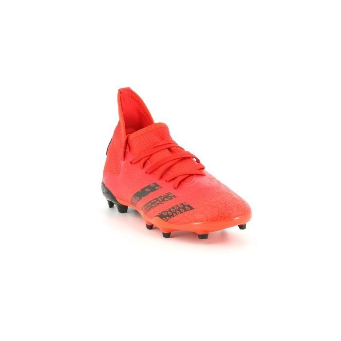 CHAUSSURES DE FOOTBALL Chaussure de football Adidas Predator Freak 3 FG FY6282. Enfant, couleur rouge