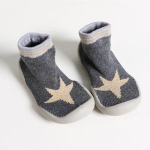 chaussettes avec semelles antidérapantes