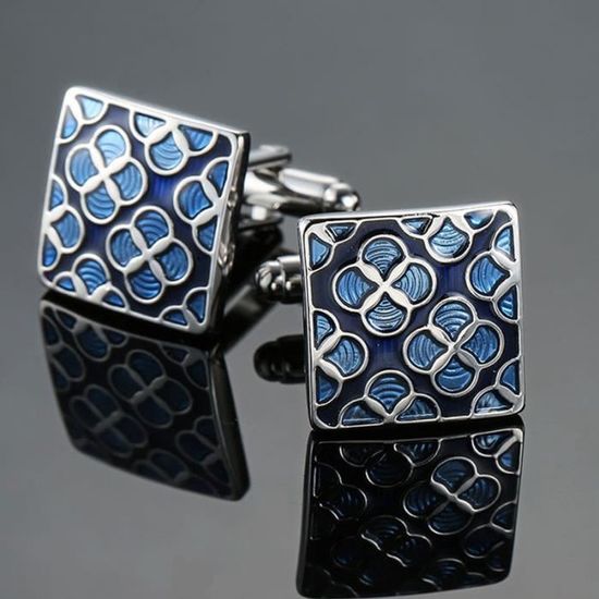 Ensemble De Boutons De Manchette, Pince à Cravate Et Epinglette Personnalises Dans Un Elegant Coffret Cadeau