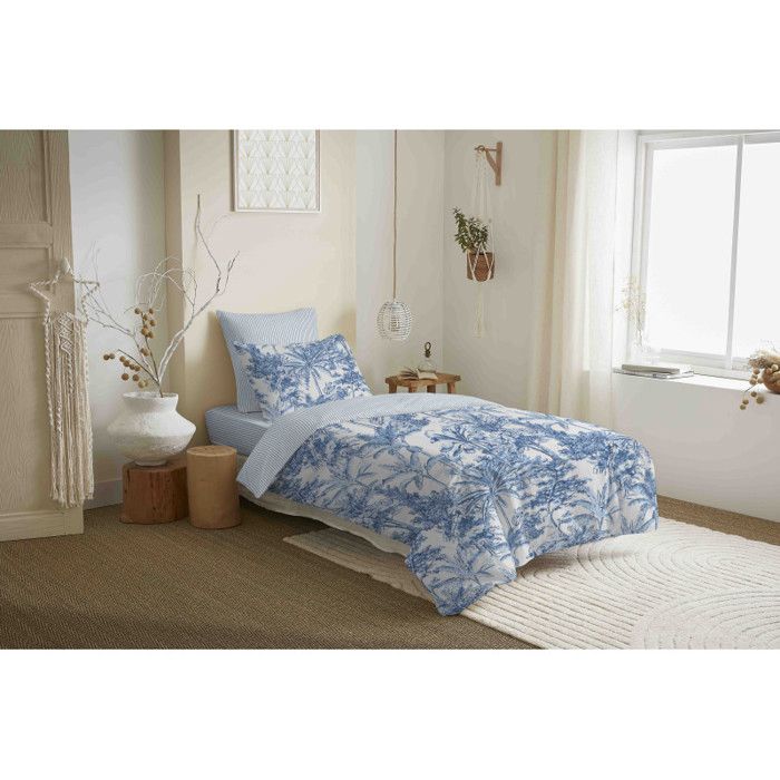 Pack complet housse de couette réversible Vanessa 4 pièces pour lit 90 x 190 Adama Azur Pack complet housse de couette réversible Vanessa 4 pièces pour lit 90 x 190 Adama Azur
