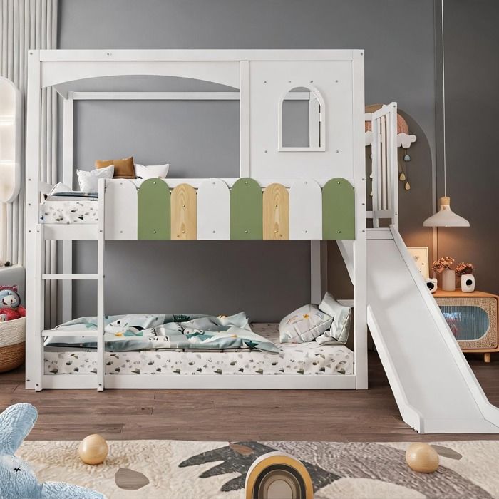 Lit enfant superposé 90x200 cm en bois blanc avec toboggan échelle et cadre maison à fenêtres