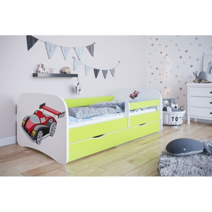 Lit enfant voiture de course vert Kocot Kids - 180x80cm - sans tiroir ni matelas Lit enfant voiture de course vert Kocot Kids - 180x80cm - sans tiroir ni matelas
