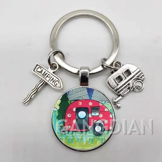 Les porte-clés de camping les plus cool avec caravane, porte-clés