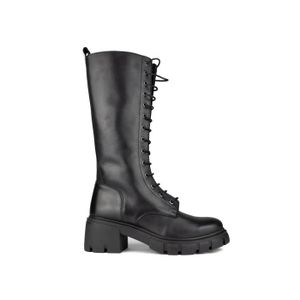 bottes hautes lacets