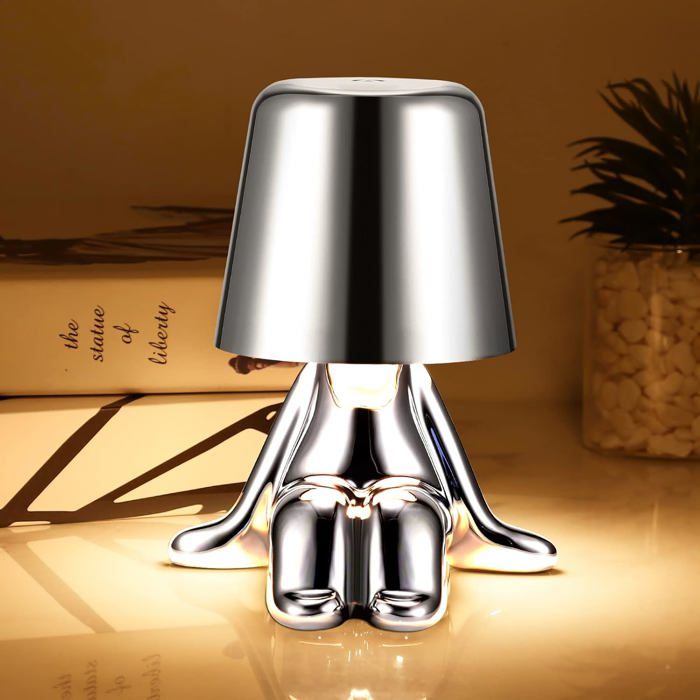Lampe de Table de Chevet à Commande Tactile Créatif Petit Homme Doré Décorative Lampe de Bureau LED USB，3 Niveaux