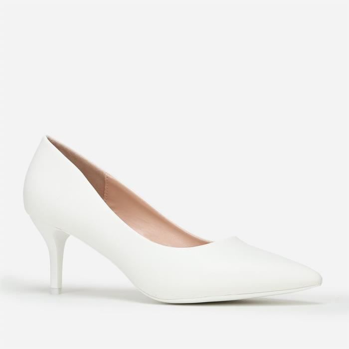 Escarpins blancs a talon fin verni Achat Vente Escarpins blancs a talon fin v pas cher Cdiscount
