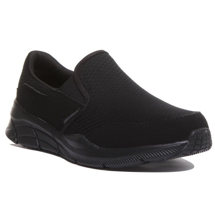 Skechers Equaliser 4.0-Persisting Baskets noires légères en maille pour hommes