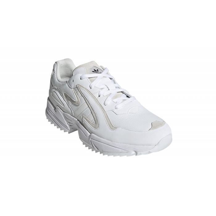 Adidas Originals Baskets Mode Yung 96 Chasm Trail Blanc Achat Vente Basket Soldes Sur Cdiscount Des Le Janvier Cdiscount