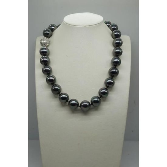 Collier en chips de nacre, perles d'eau douce et coquillages - 7ème Perle Collier en chips de nacre, perles d'eau douce et coquillages - 7ème Perle