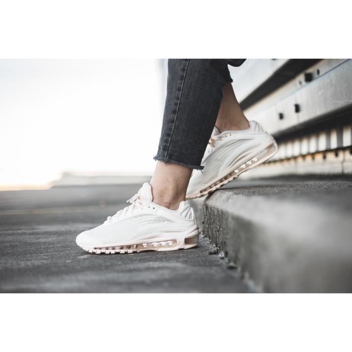 WMNS AIR MAX DELUXE SE \