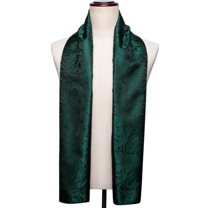 Écharpe Tricotée Kyra Verte – Style Décontracté, Frangée, Matière Acrylique – Occasion Très Bon état