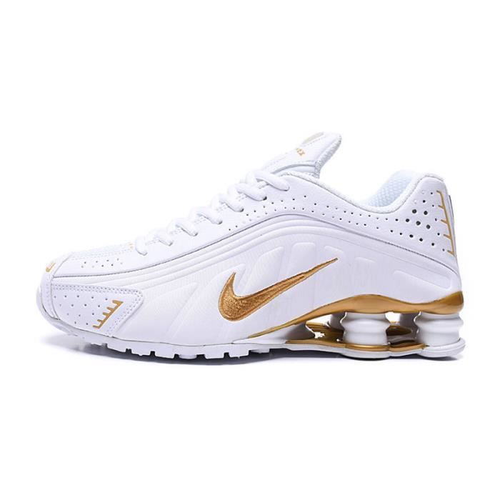 Nike shox r4 blanche hotsell