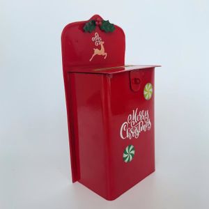 Vieille Boîte Aux Lettres De Noël Rouge Pour Le Courrier Au Père Noël