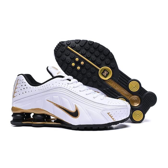 Baskets Nike Air Shox R4 Homme Chaussures Entrainement de Sport Blanc Noir Or Blanc noir or Cdiscount Chaussures