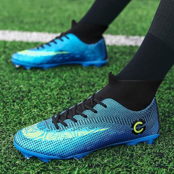 chaussure de foot avec chaussette