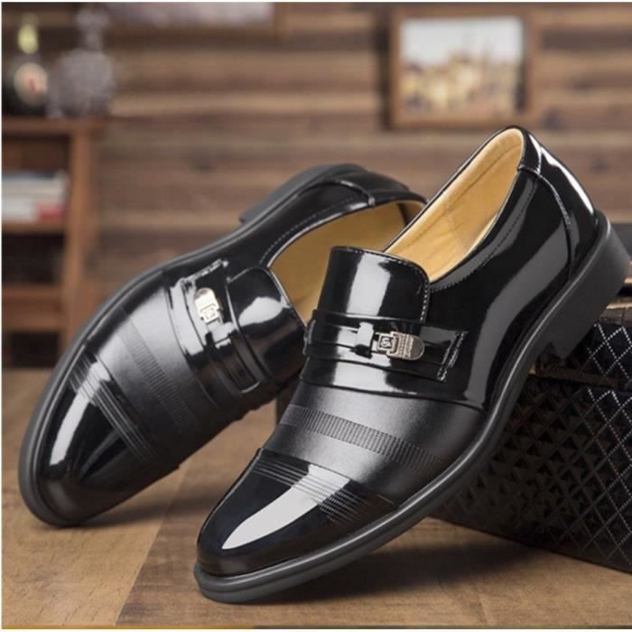 Chaussure mocassin noir homme élégant en cuir PU pour cérémonie et mariage