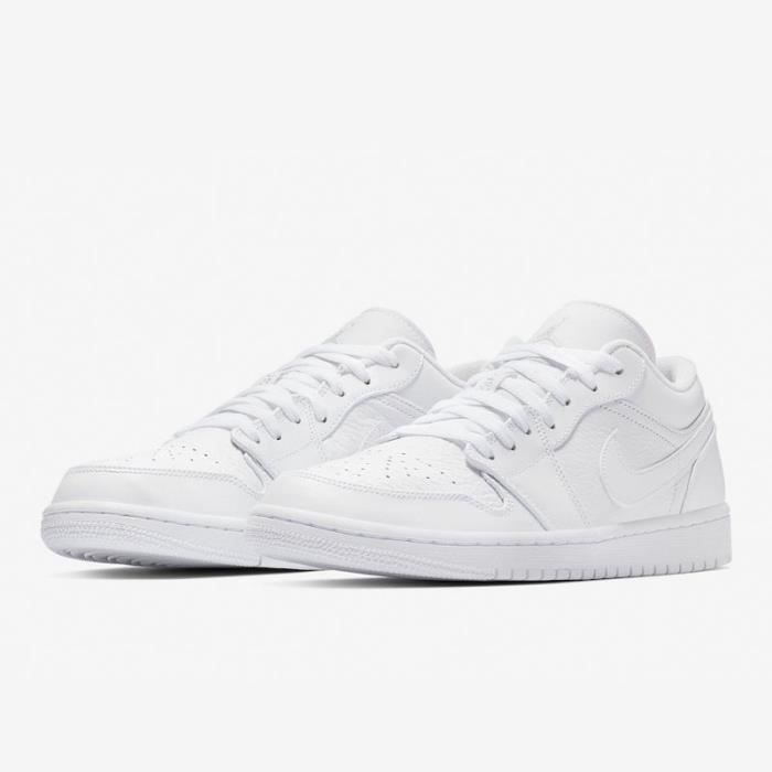 Basket Air Jordan 1 Low Triple White 111 Pour Hommes Et Femmes Blanche Cdiscount Chaussures Basket Air Jordan 1 Low Triple White 111 Pour Hommes Et Femmes Blanche Cdiscount Chaussures