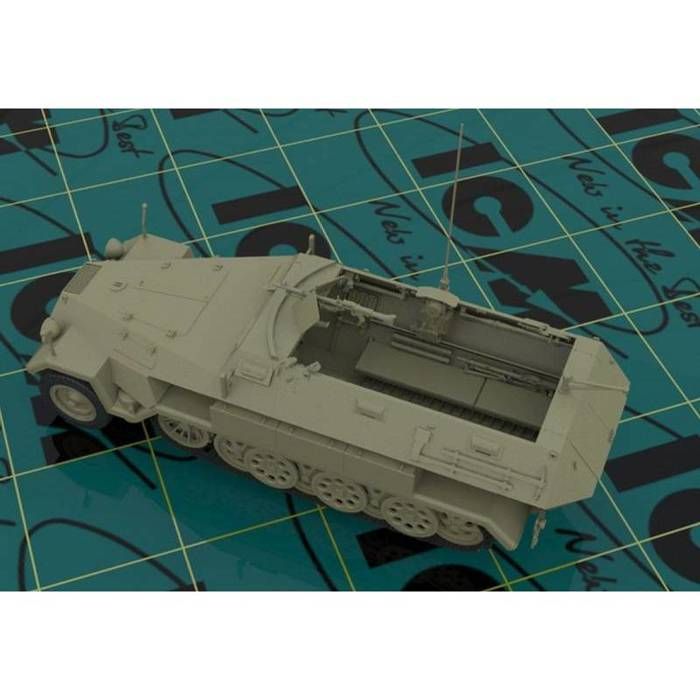 Sd.Kfz.251/1 Ausf .A of personnel ICM-35101