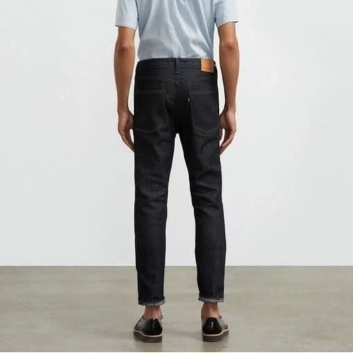 Levi's made deals and crafted avis