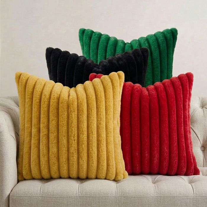 Housses de Coussin 50×50cm 4 Pièces Coussin Doux Blanc en Velours Doux Coussin Doux Canapé avec Fermeture Éclair Cachée Style A
