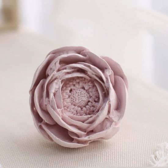 Moules Silicone 3 Fleurs - Rose, œillet, Pivoine - Pour Bougie, Savon, Chocolat, Pâtisserie - 3 Tailles