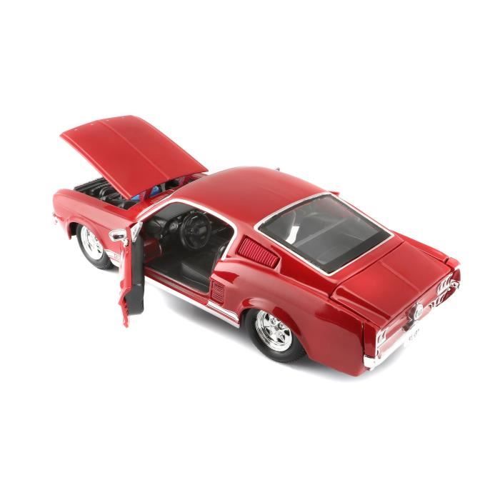 Voiture Ford Mustang GT 1967 en metal a l echelle 1 24eme de la marque Maisto Rouge Cdiscount Jeux Jouets