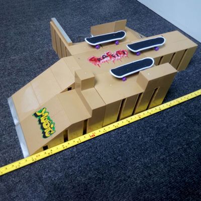 BESPORTBLE Rampe Obstacle Pour Fingerboard – Kit Miniature Avec Slide Et Escalier – Entraînement Skateboard à Doigts