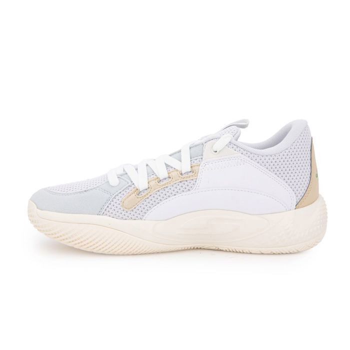 Chaussure indoor pas top cher