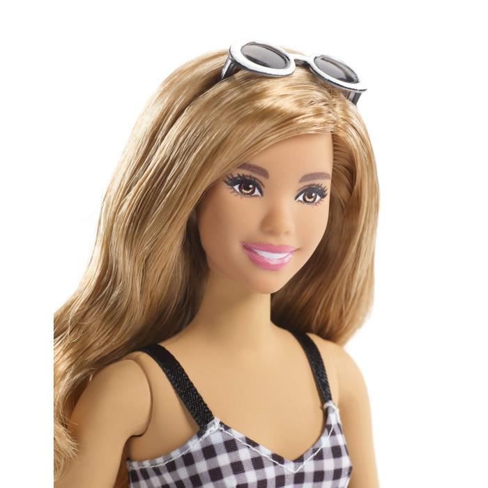 Barbie fashionista 96 store