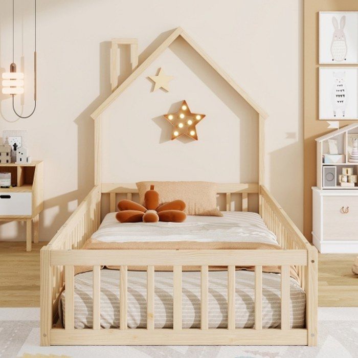 Lit cabane enfant 90x200 cm – forme cheminée – cadre à lattes inclus – sans matelas – pin naturel – style minimaliste