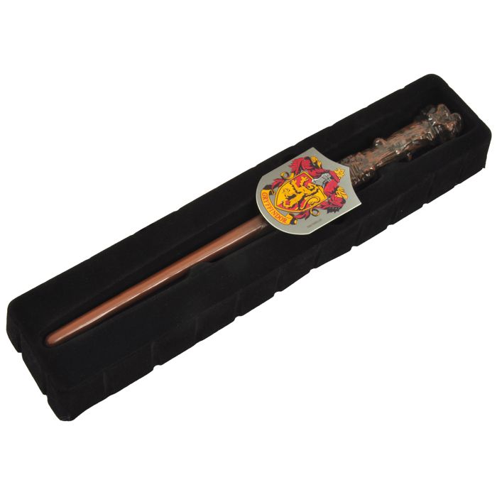 Harry Potter Kit De Déguisement – Baguette 30 Cm, Cravate Et Emblème Gryffondor – Coffret Cadeau Officiel