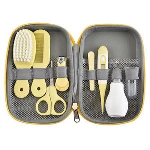 Tommee Tippee Kit De Soin Bebe Trousse Noire Et Accessoires Blancs Cdiscount Pret A Porter