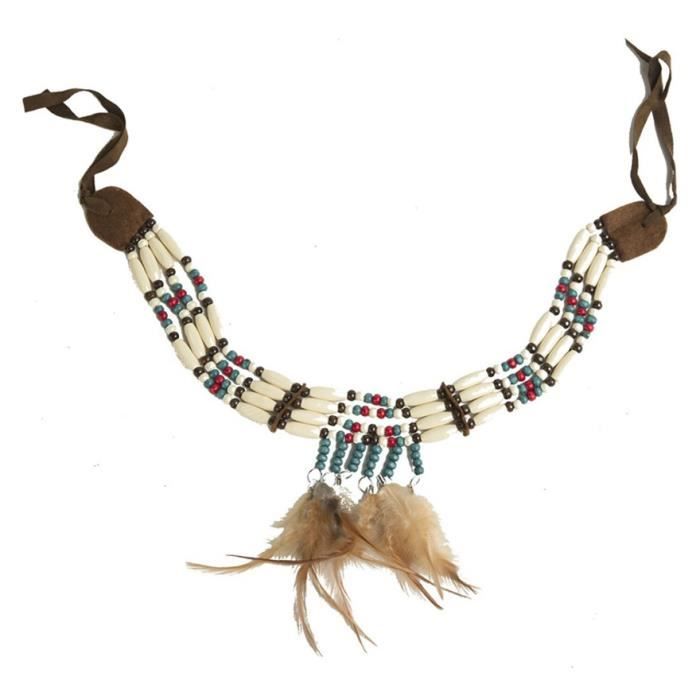 collier indien avec des plumes